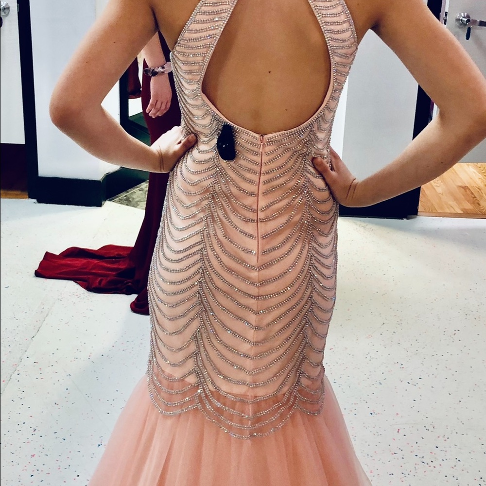 Dress - Picture 3 of 7